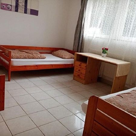 Malomtavi Vendeghaz Hotel Tapolca Eksteriør billede