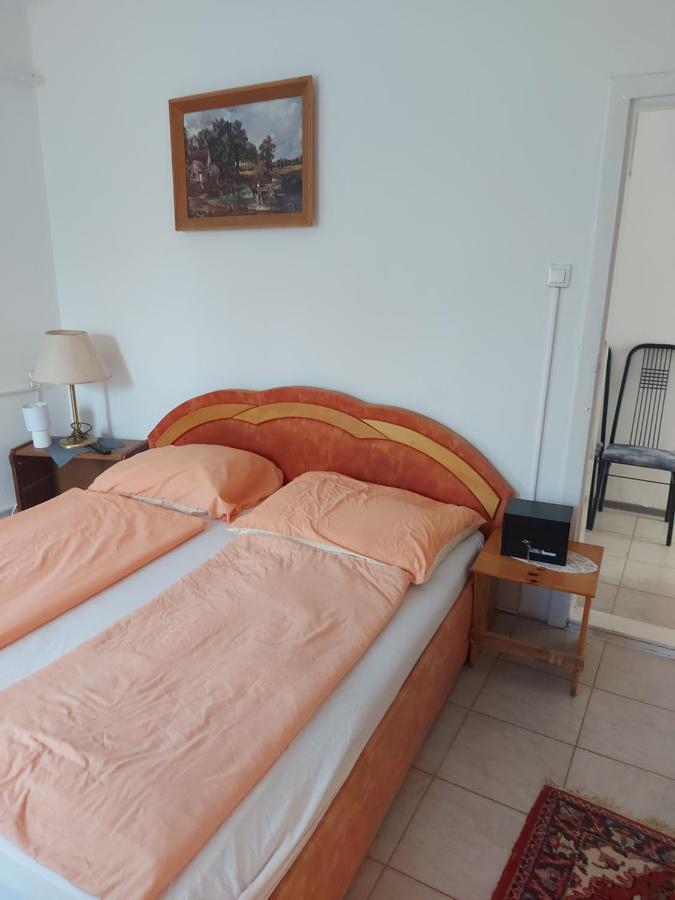 Malomtavi Vendeghaz Hotel Tapolca Eksteriør billede